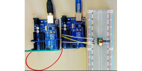 د I3C پروتوکول: د ایمبیډ شوي سیسټمونو لپاره ګړندی ، هوښیار مخابرات